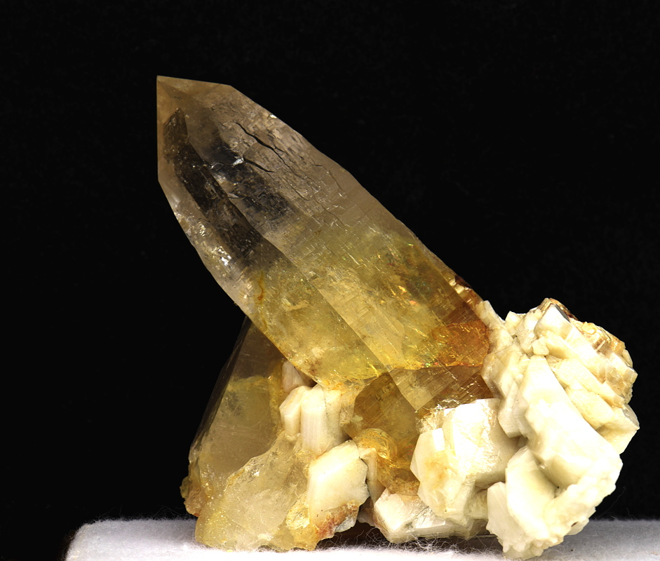 Bergkristall mit Periklin| B: ca. 12cm, F: Rauris; Finder: Andreas Filzer 