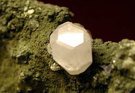 Apatit, Durchmesser des Kristalls: 10mm, La Fibbia TI