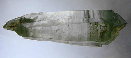 Bergkristall-Doppelender mit eingewachsenem Chlorit| B: 6cm; F: Hoher Eichham, OT (Ö). [133] 