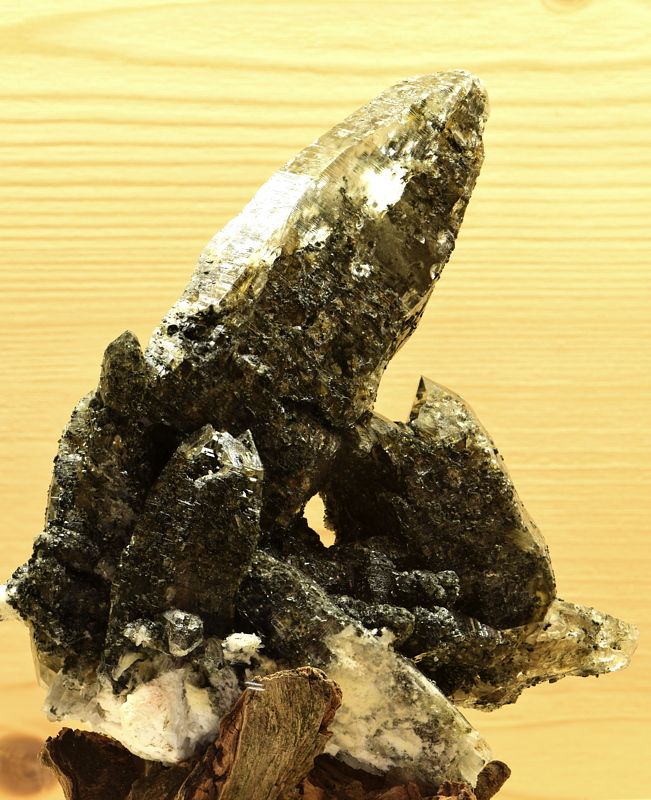Quarz mit Biotit und Rutil| H: 12 cm; F: Pfitscher Joch; Finder: Roman Ebensperger 