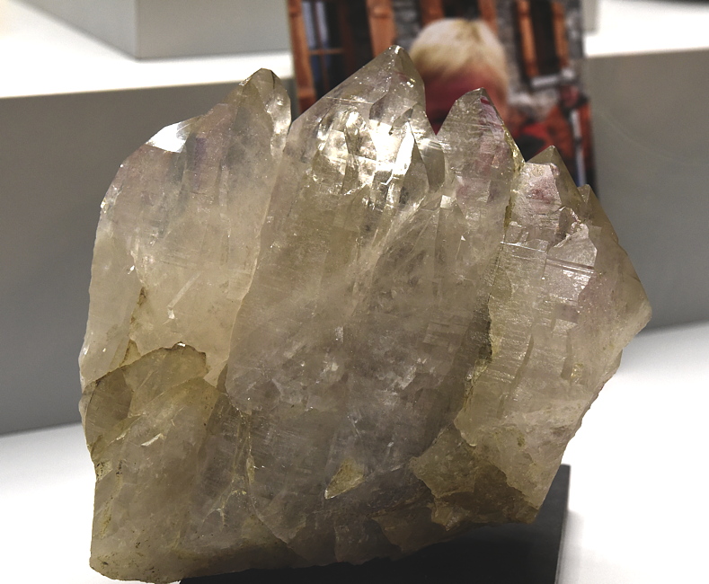 Bergkristall | leicht rauchig; H: 12 cm; F: Mitterbach; Finder: Erwin Zimmerhofer 