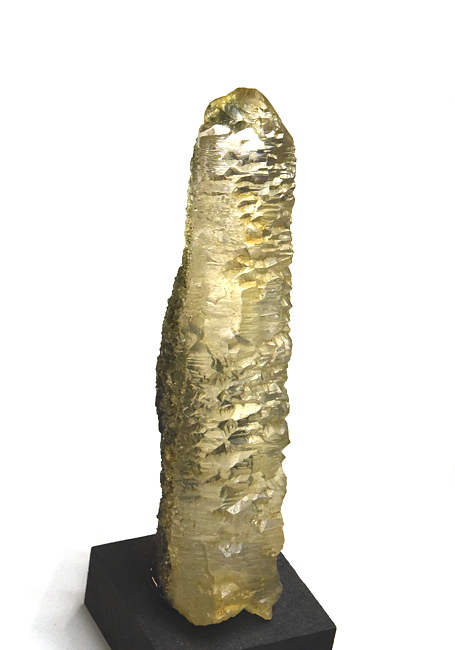 angeätzter Bergkristall mit wenig Chlorit | H: 10 cm; F: Mitterbach; Finder: Erwin Zimmerhofer 