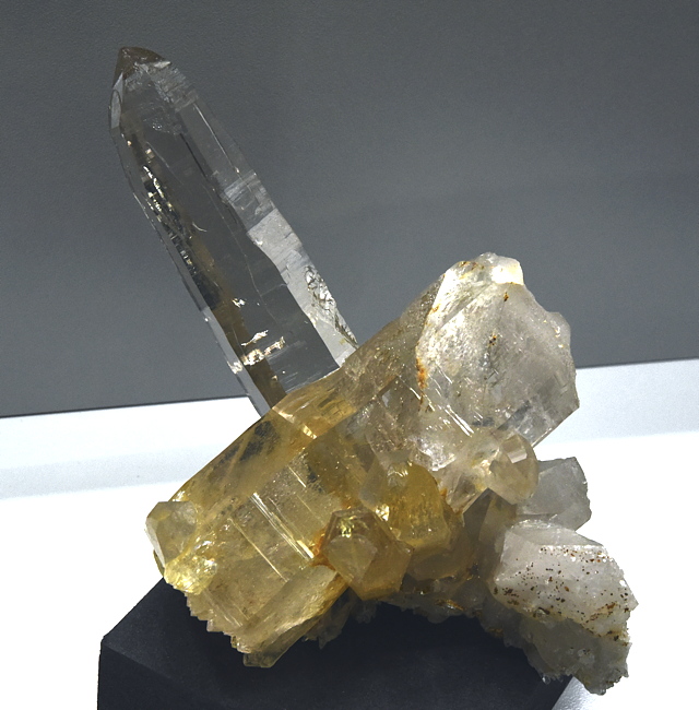 Bergkristall | H: 14 cm; F: Schwarzbachtal; Finder: Reinhold Plaickner 