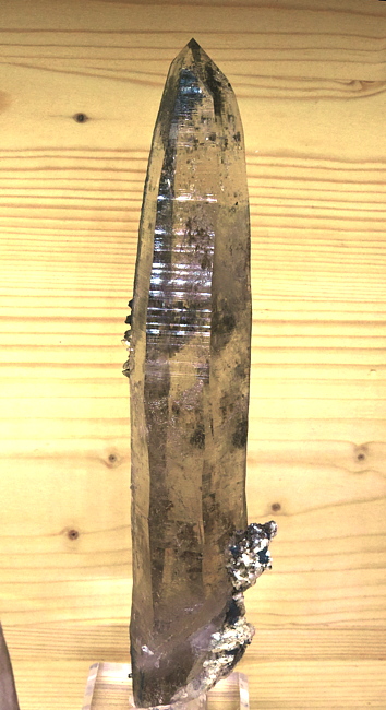 Klarer Quarz mit wenig Chlorit | H: 25 cm; F: Mitterbach; Finder: Roland Brugger 