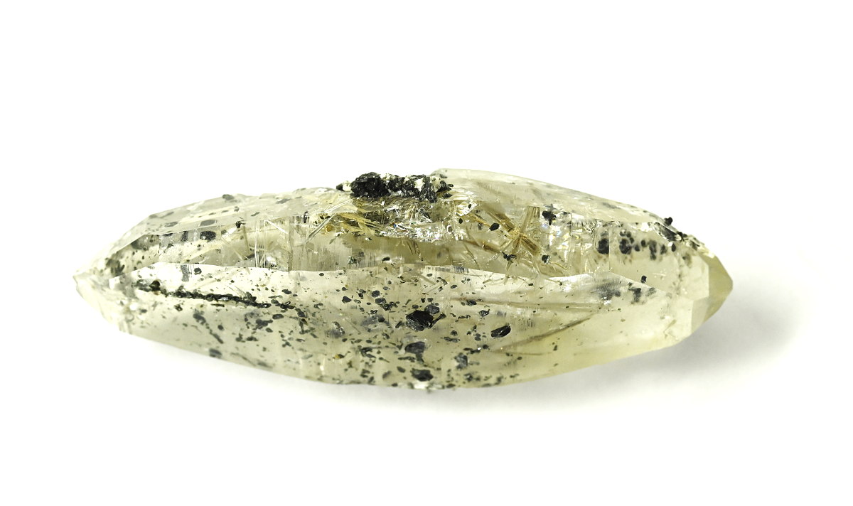 Bergkristall mit Aktinolitheinschluss | B: 8 cm; F: Haupentalscharte; Sammlung: Peter Schranzhofer
