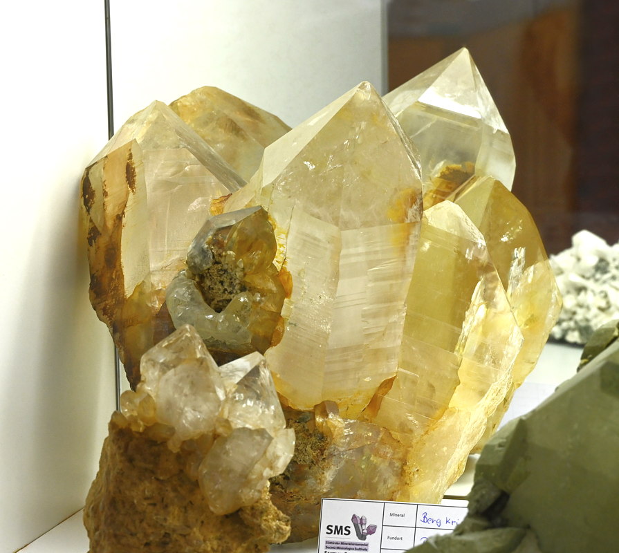 Grosse Bergkristallgruppe | H: 24 cm; F: Pfunders; Sammlung: Kurt Marcher