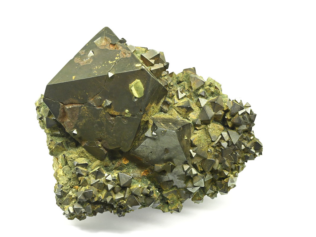 Pyrit (Oktaeder) | B: 7 cm; F: Pfunders; Sammlung: Adolf Mair