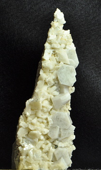 Apatit mit Periklin| H: 8 cm; Fundort: Stubachtal; Finder: Gebrüder Hofer 