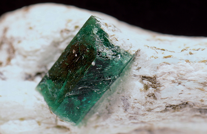 Smaragd mit Pyrit| KL: 1cm, F: Sedl, Habachtal; Finder: Andreas Eder. 