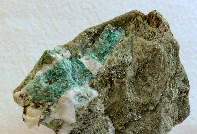 Smaragd auf Matrix| B: ca. 7cm, F: Wolfram Bergbau Mittersill, Westfeld; Sammlung: Herbert Hofer. 
