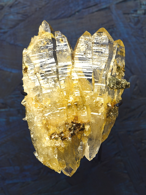 Bergkristall| H: 12 cm; F: Rauris; Finder: Harald Spuller, Michael Neff