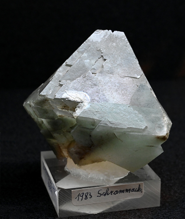 hellgrüner Fluorit| B:5 cm; F: Schrammacher, 1983; Finder: Vinzenz Eller
