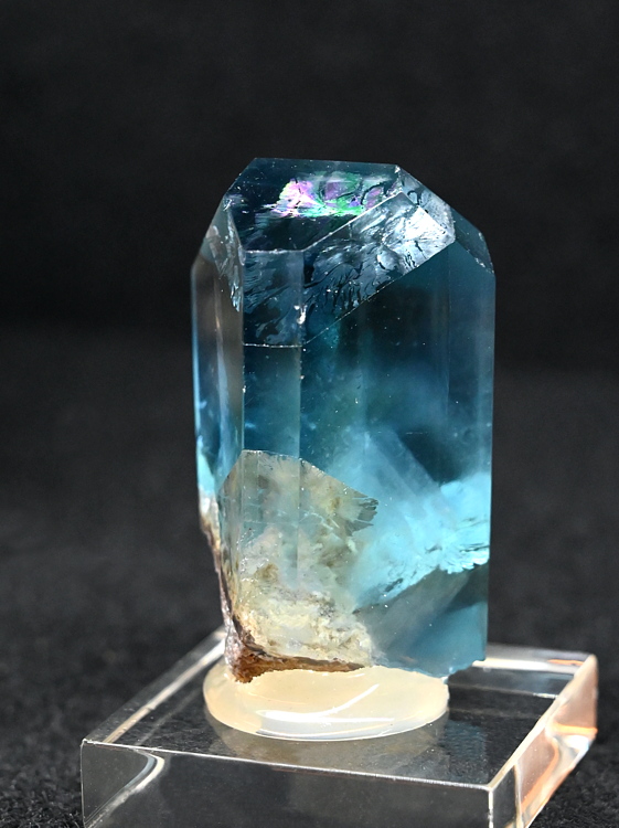 blauer Fluorit| H:4 cm; F: Weisseck, Lungau; Sammlung: Anton Baier