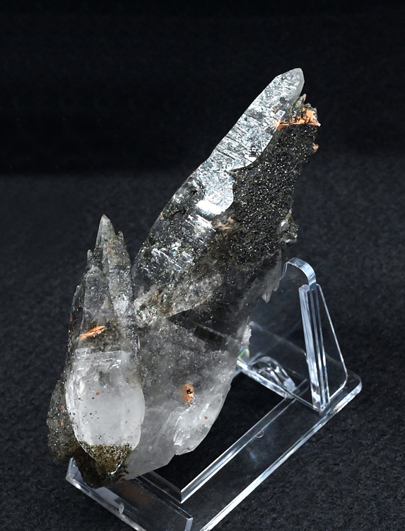 Quarz, Rutil-Sagenit und Chlorit| H:7 cm; F: Ankogel, Gastein; Finder: Paul Grösbacher