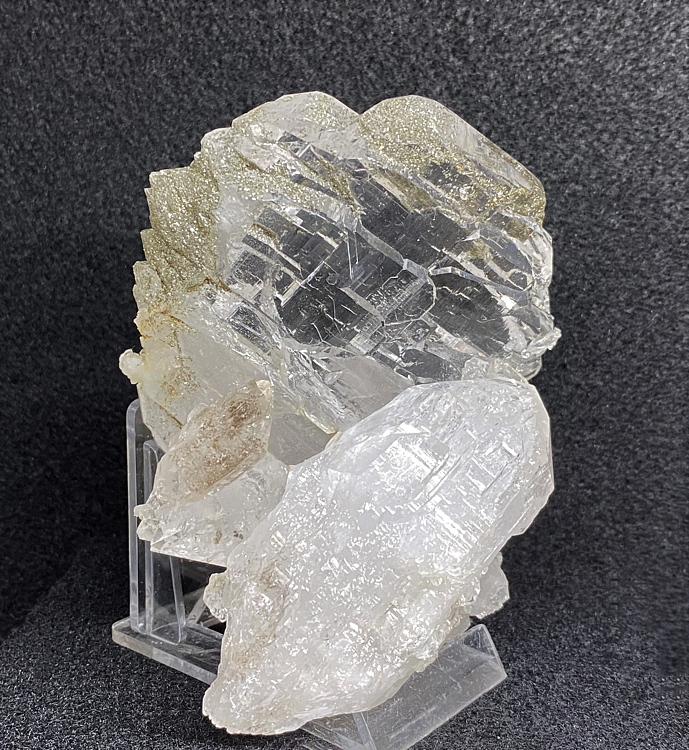 Bergkristallgwindel| LK=10cm, Fundort: Grieswies, Rauris; Sammlung: Klaus Pirchner & Christian Eisenböck