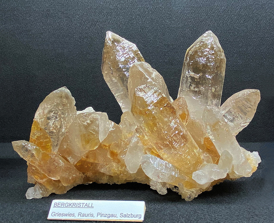 Bergkristallstufe| B=22cm, Fundort: Grieswies, Rauris; Sammlung: Dr Reinhard Dallinger