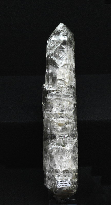 Bergkristall-Spitze mit eingewachsener Matrix| H: 10 cm, F: Sonnblick, Rauris, Finder: Klaus Pirchner