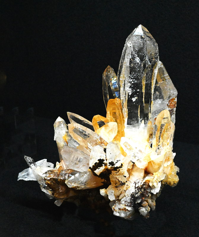 Bergkristall-Gruppe| H: 10 cm, F: Rauris, Finder: Matthias Daxbacher