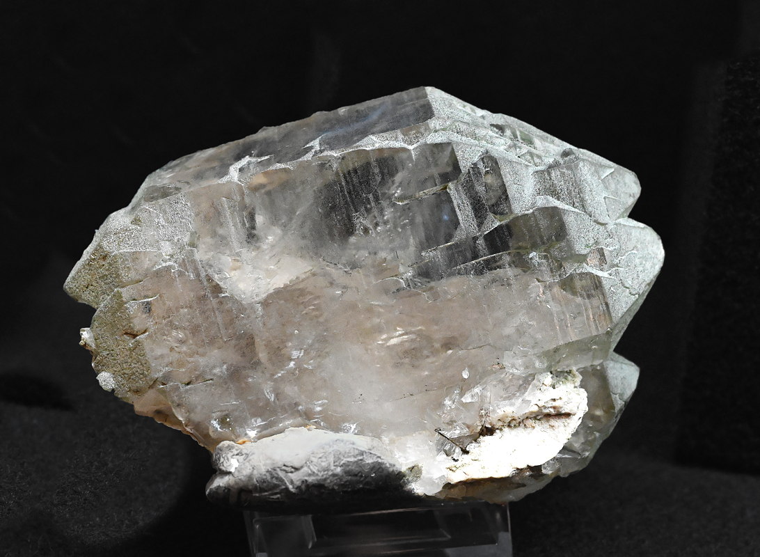 Bergkristall-Gwindel mit Chlorit| B: 7 cm, F: Kristallwand, Osttirol, Sammlung: Gerhard Fischer