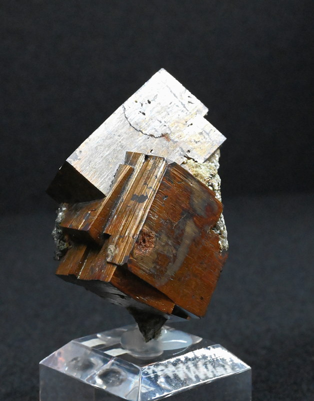 Pyrit| H: 4 cm, F: Zederhaus, Lungau, Finder: Anton Baier, Reinhold Bacher, Hans Lasshofer