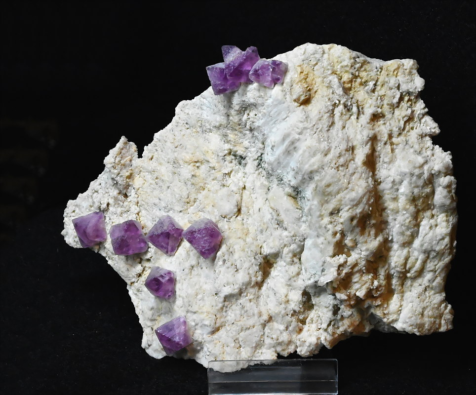 Blau-violetter Fluorit| B: 14 cm, F: Fleisstal, Sammlung: Gerhard Mair