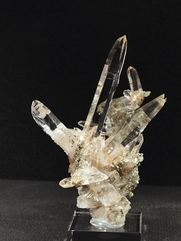 Glasklare Bergkristallgruppe| H: ca. 14cm; Fundort: Rauris