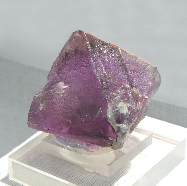 Violetter Fluorit| B: 5 cm; F: Zeisch, Hintervals, T/Ö; Sammlung: Vinzenz Eller