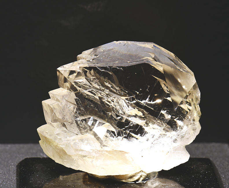 Bergkristall-Gwindel| B: ca. 6 cm; F: Lötschental; Sammlung: Ruedi Liechti