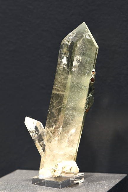 Bergkristall mit Chloritphantom| H: 10 cm; F: Rhonegletscher, VS; Sammlung: Thilo Arlt