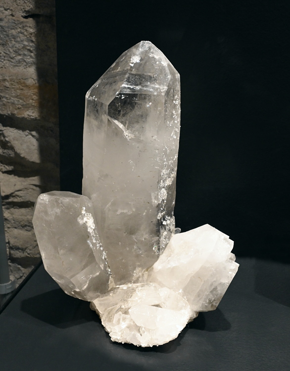 Bergkristall| H: 17 cm; F: Piz Regina, GR; Sammlung: Simon Flepp