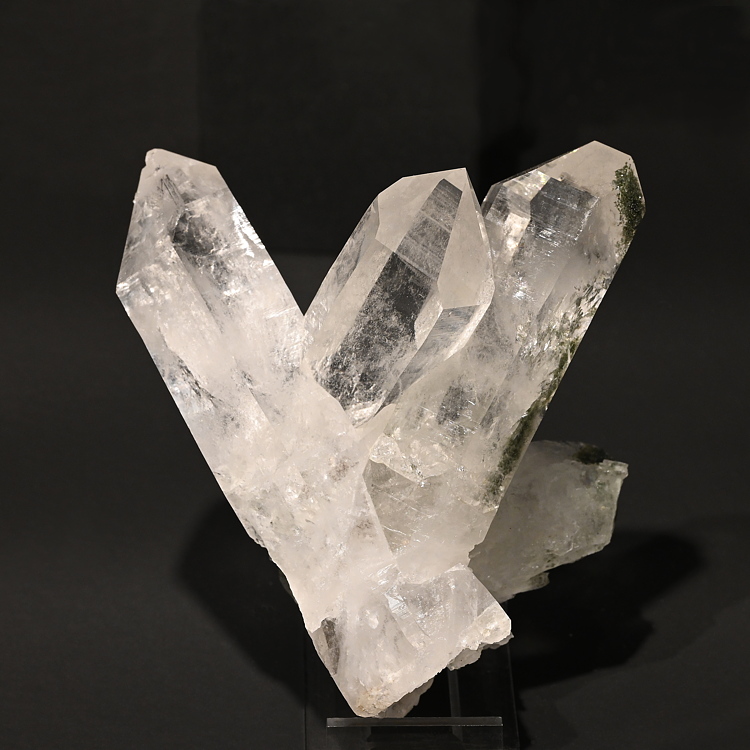 Bergkristall-Gruppe| H: 16 cm; F: Safiental GR UR; Sammlung: Christian Brodmann