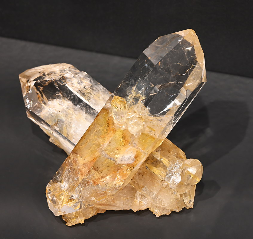 Klarer Bergkristall| B: 10 cm; F: Maderanertal UR; Sammlung: Jost Herger, Matias Herger, Susanne Rozkosny
