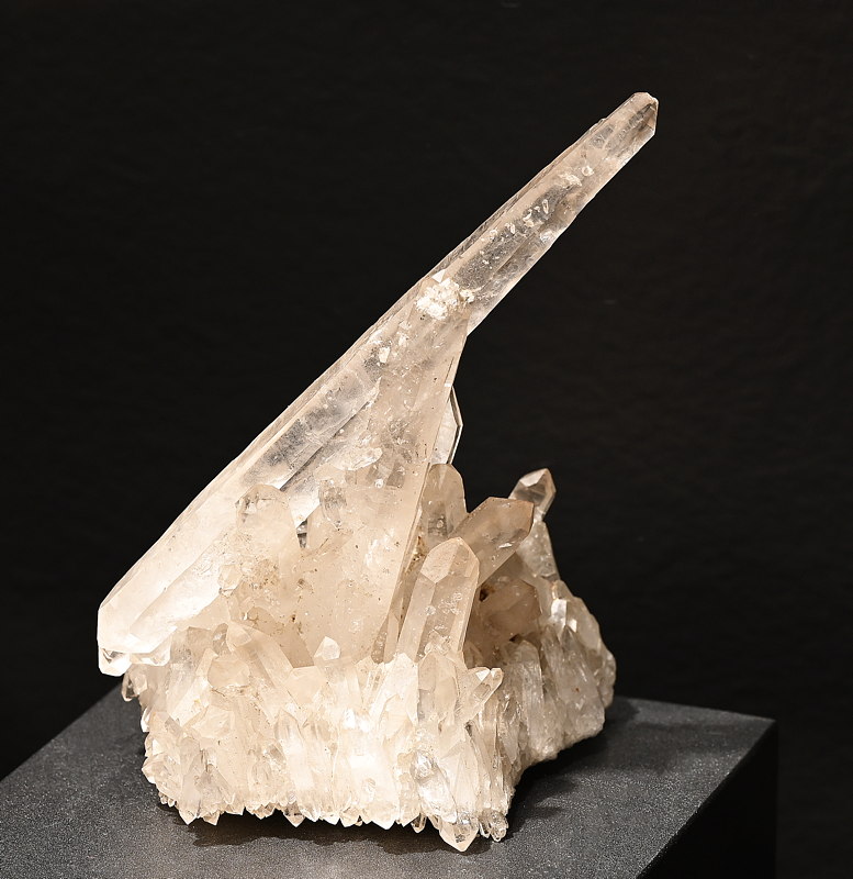 Bergkristallgruppe| H: 11 cm; F: Val Canaria TI; Sammlung: Dante Donati
