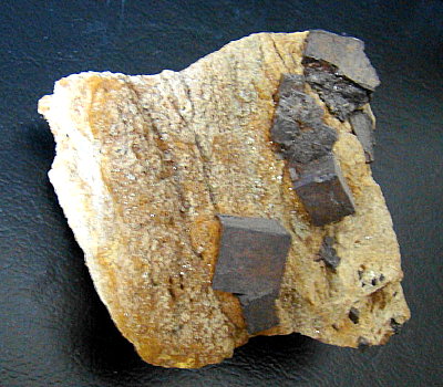 Pyrit| B: 4cm; F: Dorfer Keesflecken, OT (Ö). [089] 
